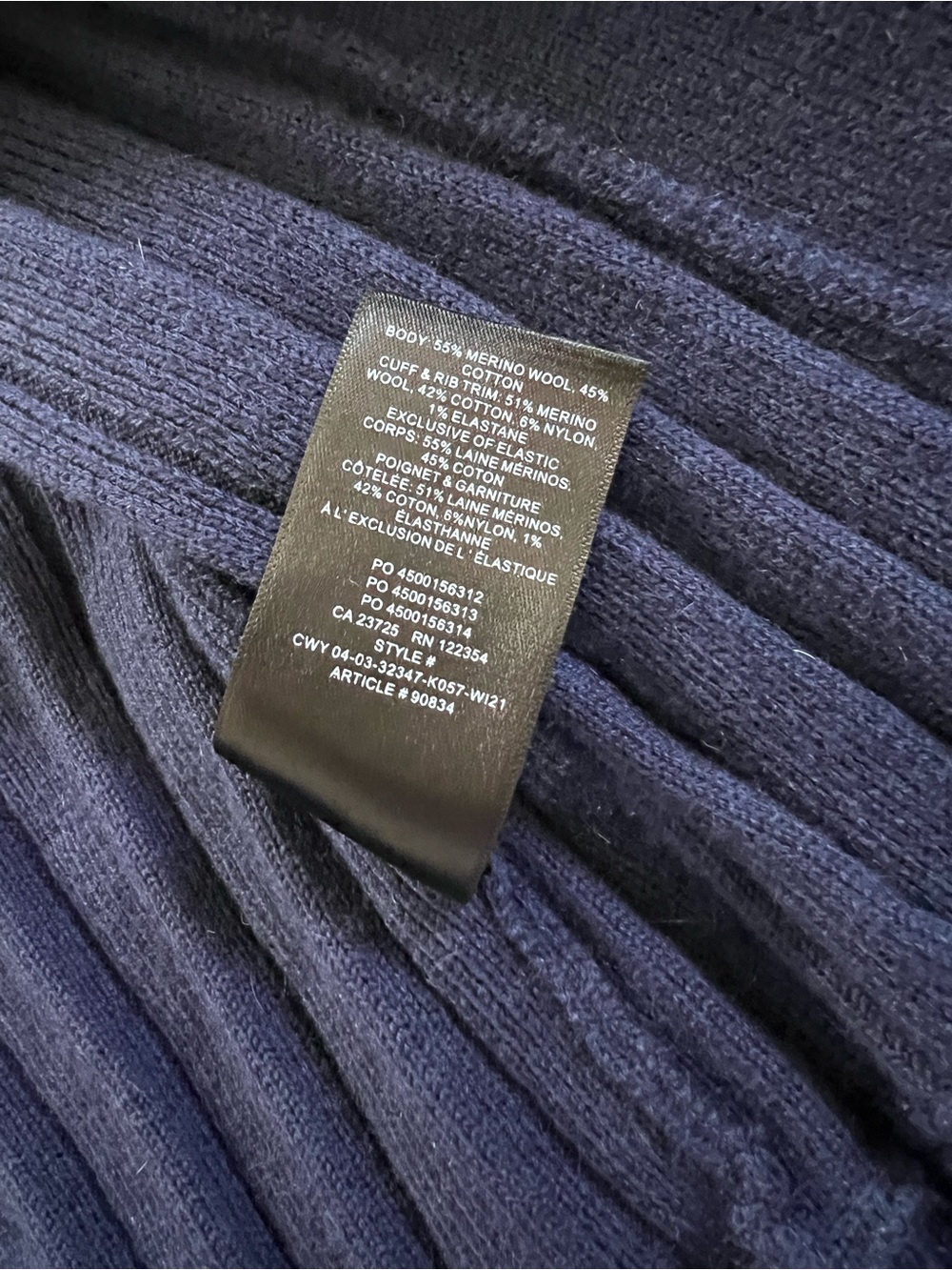 Aritzia Wilfred Plunge Front Cardigan in Classic Navy ✨ - Picture 4 of 7